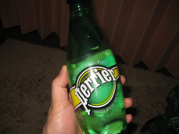 ペリエ(Perrier)炭酸水の最安値！プレーンが1番安いお店はここ！